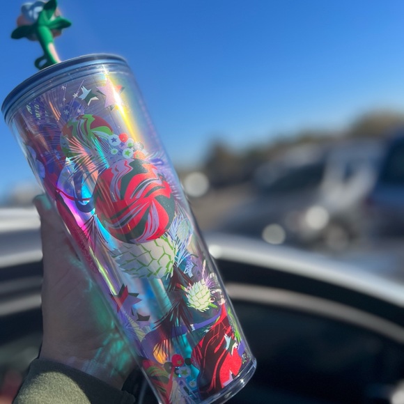 Starbucks New Christmas Tumbler Venti - Picture 2 of 5